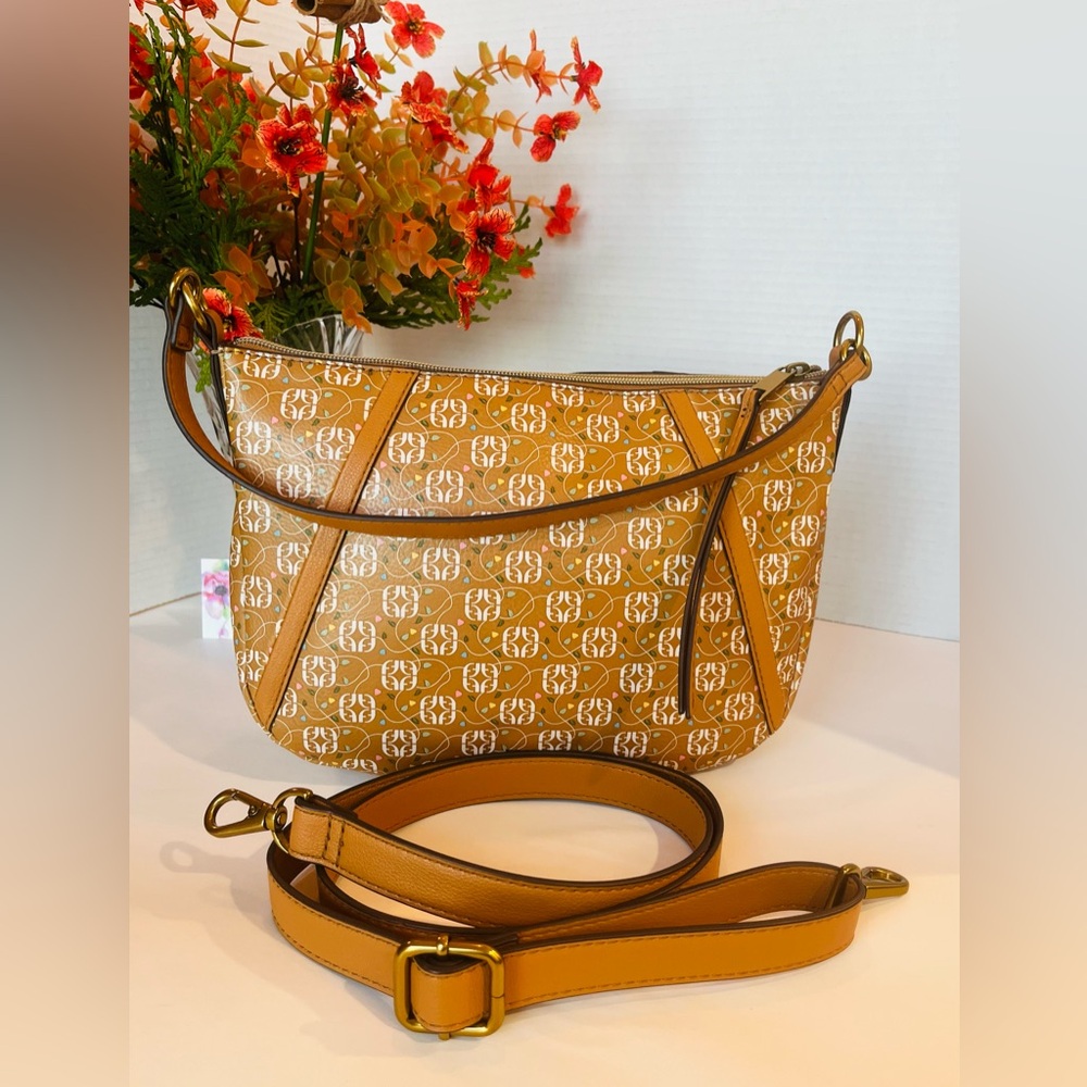 FOSSIL Top Handle SKYLER Signature Crossbody Bag Saddle/Tan Brass Hardware